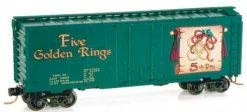 Micro Trains Micro-Trains 02100505 N Five Golden Rings 40' Plug Door Christmas Boxcar #05