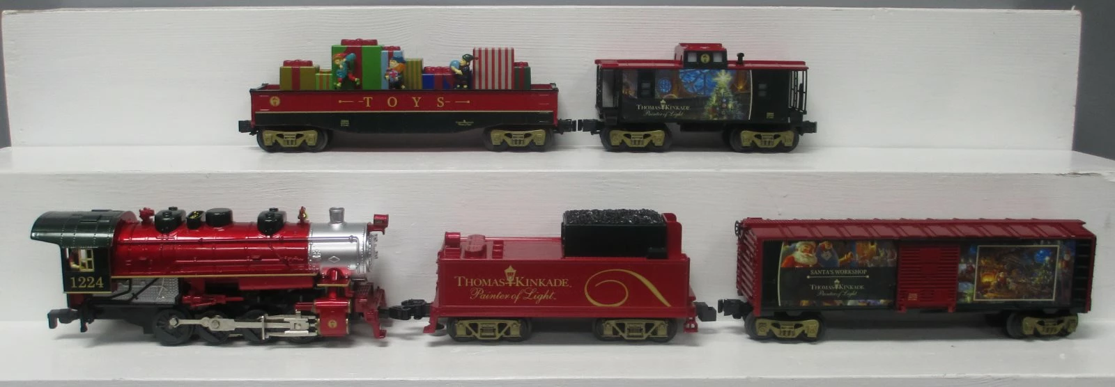 Lionel 1823040 Thomas Kinkade Christmas LionChief O Gauge Train Set W/ Bluetooth 4 Lionel 1823040 Thomas Kinkade Christmas LionChief O Gauge Train Set W/ Bluetooth - Image 2