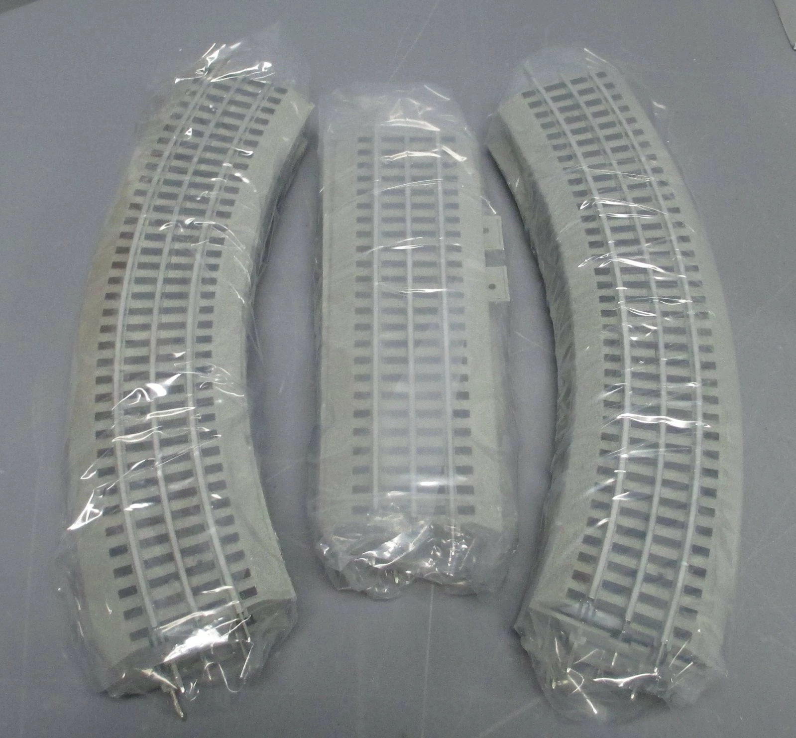 Lionel 1823040 Thomas Kinkade Christmas LionChief O Gauge Train Set W/ Bluetooth 8 Lionel 1823040 Thomas Kinkade Christmas LionChief O Gauge Train Set W/ Bluetooth - Image 6