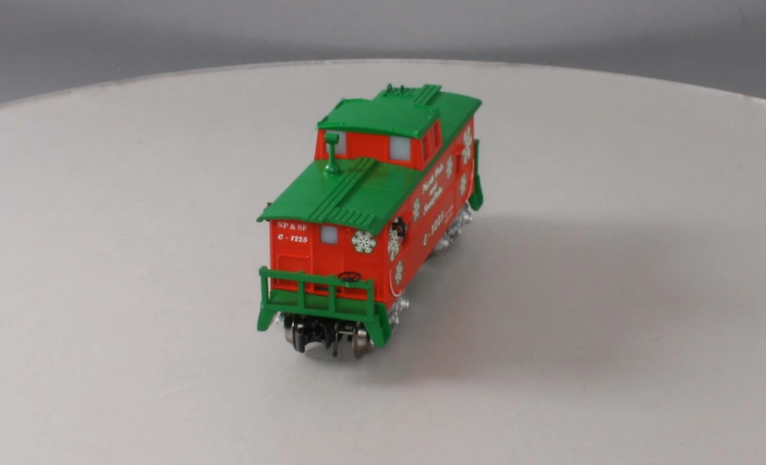 RMT 96950 O Christmas Caboose With Operating Marker Lights 11 RMT 96950 O Christmas Caboose With Operating Marker Lights - Image 9
