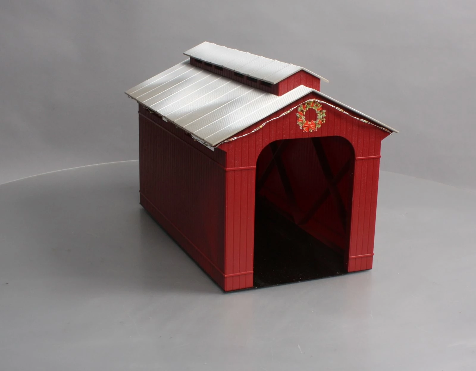 Lionel 1929090 O Lighted Christmas Half-Covered Bridge 8 Lionel 1929090 O Lighted Christmas Half-Covered Bridge - Image 6