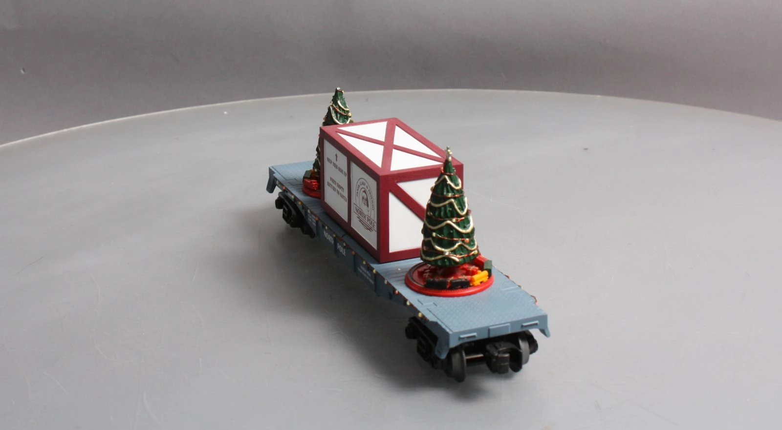 MTH 30-76681 O North Pole Flatcar With Lighted Christmas Trees 10 MTH 30-76681 O North Pole Flatcar With Lighted Christmas Trees - Image 8