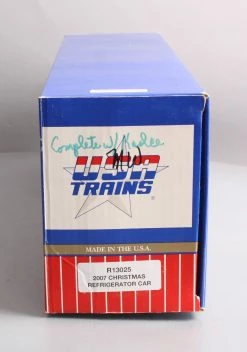USA Trains R13025 G 2007 Christmas Reefer Car - Metal Wheels LN/Box -Bachmann Store 20230323 143656 C4 Trainz 5226277 STILL 00