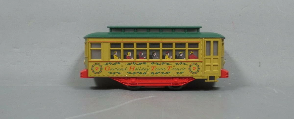 Lionel 6-21945 O Gauge Christmas Trolley EX/Box 4 Lionel 6-21945 O Gauge Christmas Trolley EX/Box - Image 2