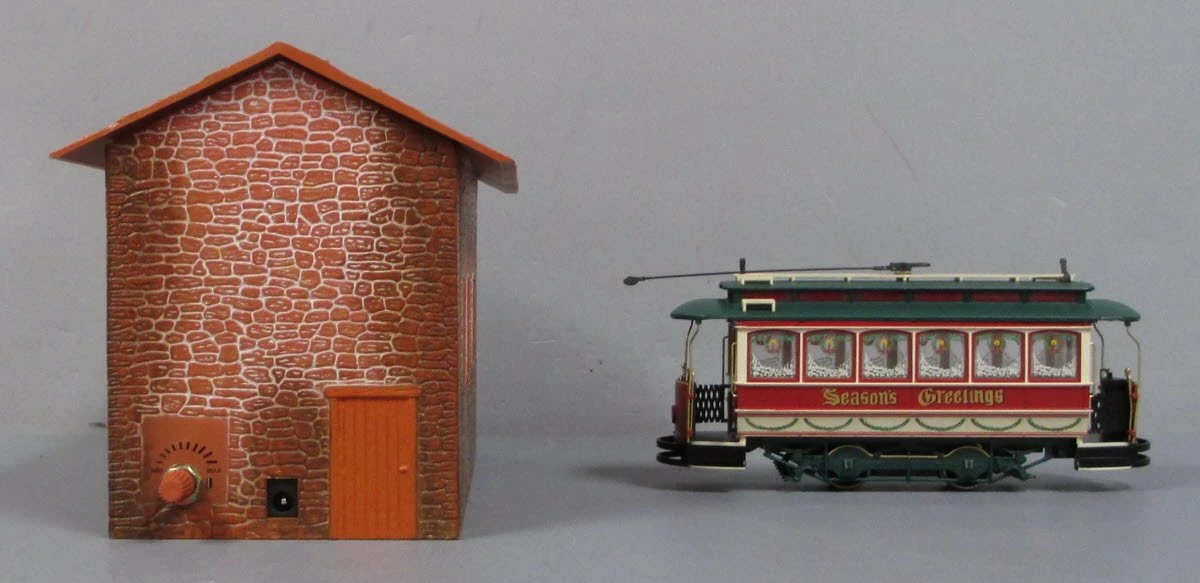 Bachmann 25009 On30 Christmas Village Street Car Set EX/Box 6 Bachmann 25009 On30 Christmas Village Street Car Set EX/Box - Image 4