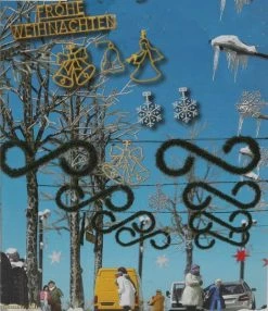 Busch 1061 Christmas Street Decor